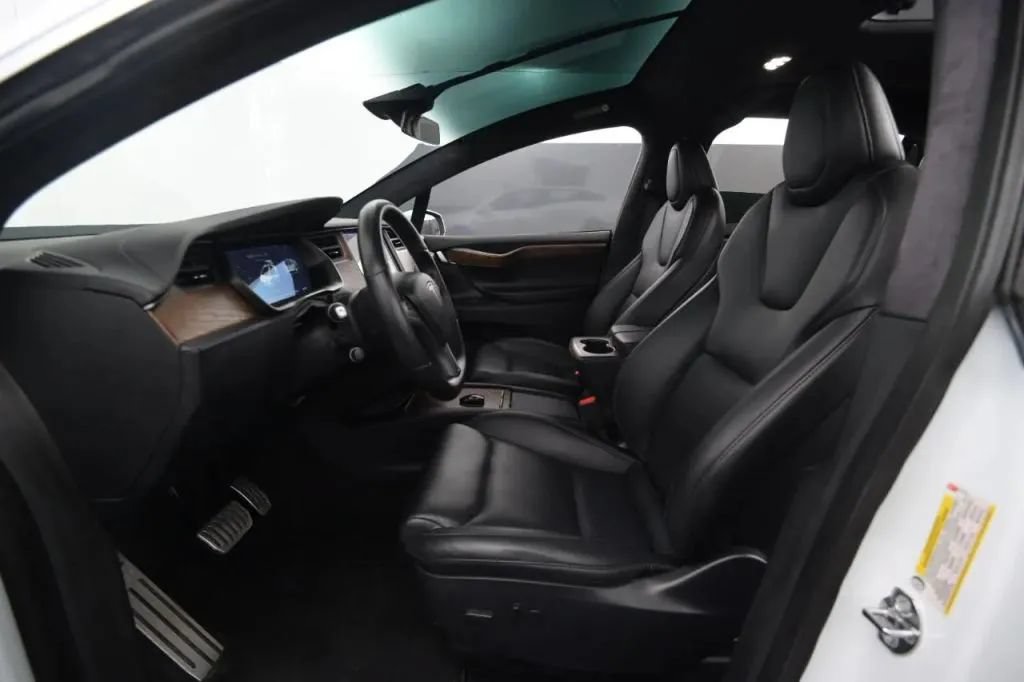 Used 2020 Tesla Model X Long Range AWD/4WD image 36