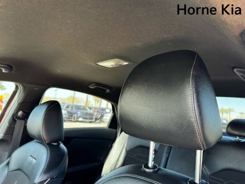 Used 2023 Kia Forte GT-Line image 24