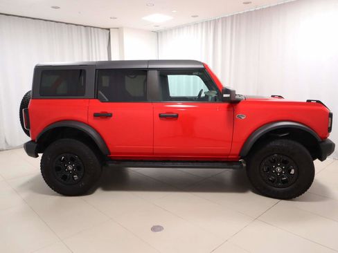 Used 2022 Ford Bronco Wildtrak image 6