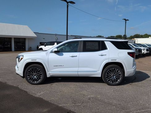 New 2026 GMC Terrain Denali AWD/4WD image 2