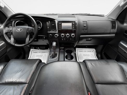 Used 2018 Toyota Sequoia TRD Sport AWD/4WD image 16