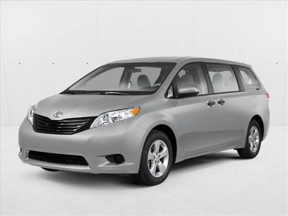Used 2012 Toyota Sienna SE