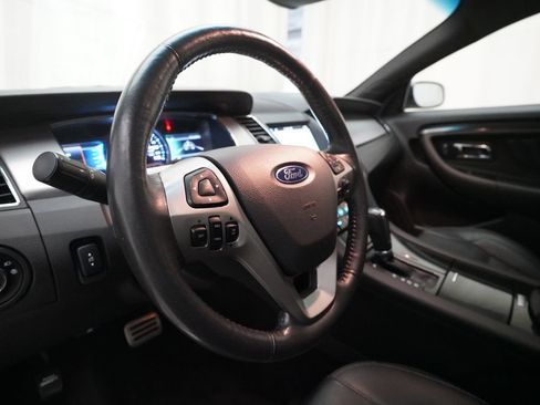 Used 2017 Ford Taurus SHO AWD/4WD image 8