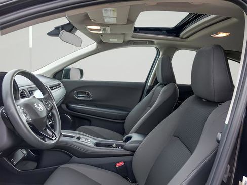 Used 2022 Honda HR-V EX image 11