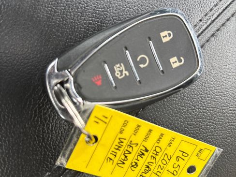 Used 2024 Chevrolet Malibu LT FWD image 23