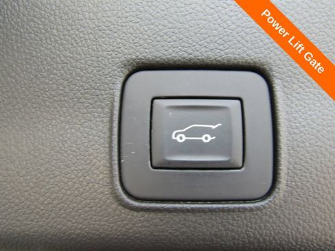 Used 2025 Chevrolet TrailBlazer ACTIV w/ Convenience Package AWD/4WD image 19
