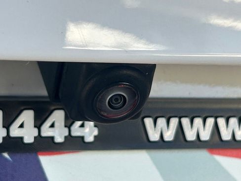 Used 2025 Chevrolet Malibu LT image 23