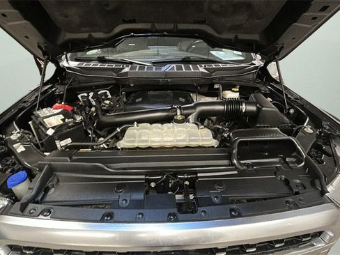 Used 2023 Ford F150 Platinum image 18