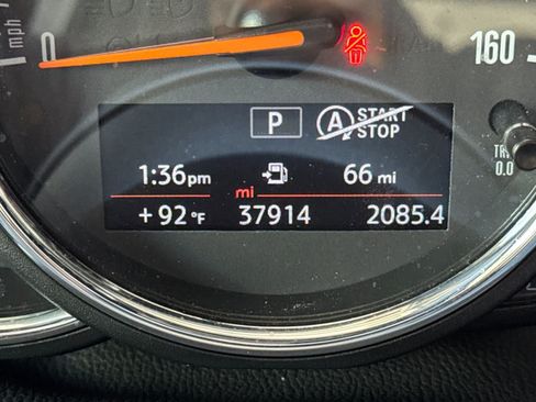 Used 2020 MINI Cooper 4-Door Hardtop FWD image 28