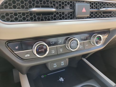 New 2026 Honda HR-V EX-L image 25