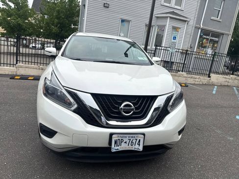 Used 2018 Nissan Murano S AWD/4WD image 6
