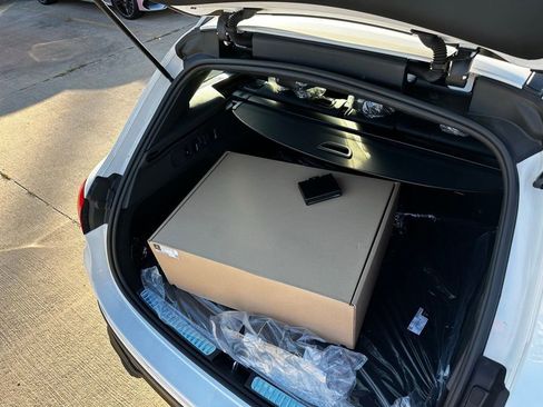 New 2025 Mercedes-Benz GLC 43 AMG 4MATIC image 39