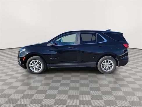 Used 2023 Chevrolet Equinox LT image 5