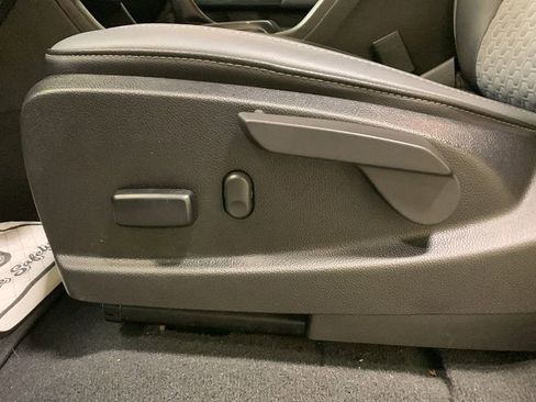 Used 2022 Chevrolet Colorado Z71 image 31