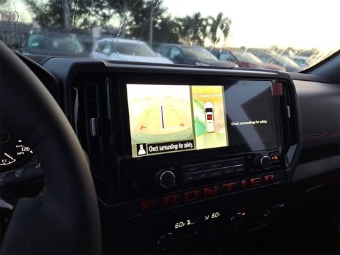 New 2026 Nissan Frontier Pro-X w/ Pro-X Convenience Package image 10