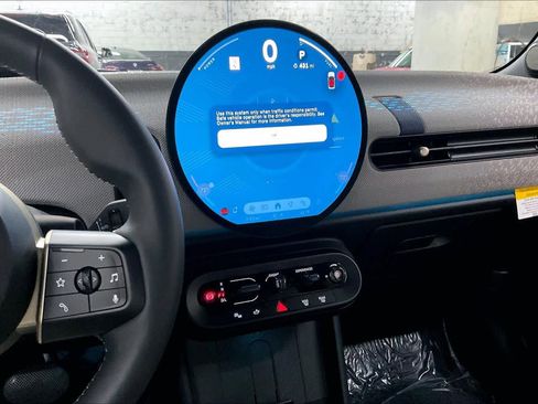 Certified 2025 MINI Cooper S image 9