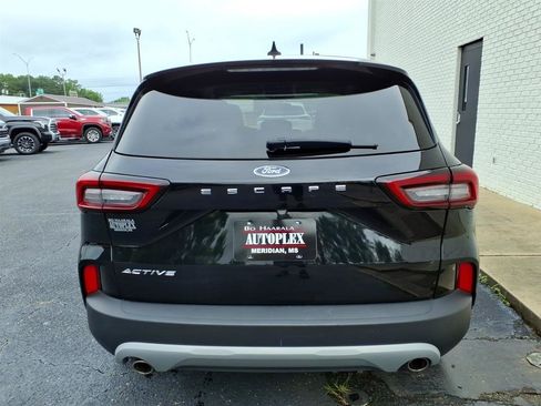 Used 2025 Ford Escape Active FWD image 4