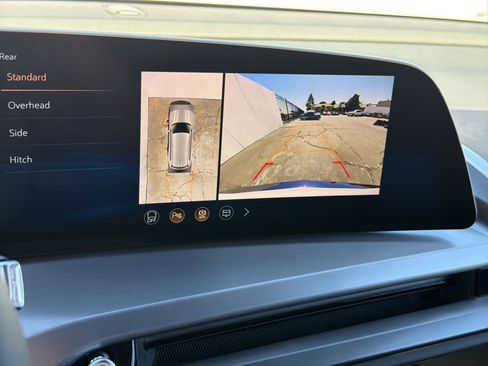 New 2026 Cadillac Vistiq Sport image 25