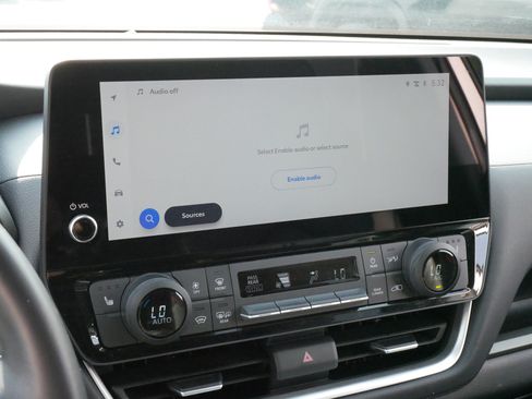 Used 2025 Toyota Grand Highlander AWD image 22