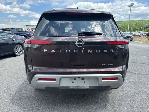 Used 2022 Nissan Pathfinder SL AWD/4WD image 6