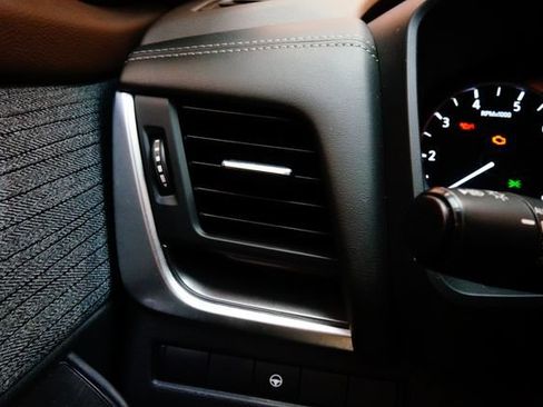 Certified 2023 Nissan Rogue SV AWD/4WD image 24