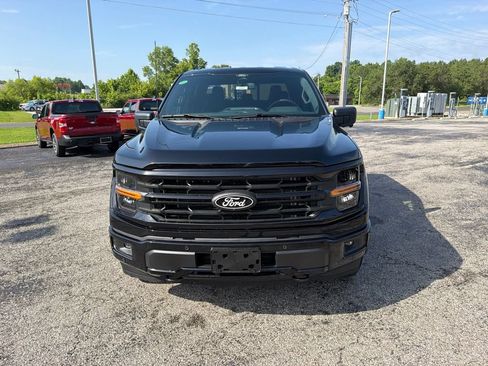 New 2026 Ford F150 XLT w/ Equipment Group 302A MID AWD/4WD image 8