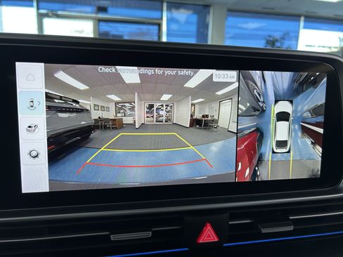 Used 2025 Hyundai Ioniq 6 Limited image 10