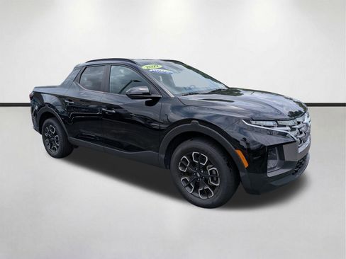 Used 2022 Hyundai Santa Cruz SEL Premium AWD/4WD image 2