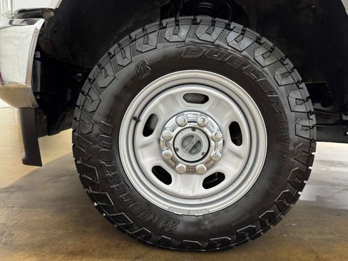 Used 2022 Ford F250 XL w/ Power Equipment Group AWD/4WD image 58