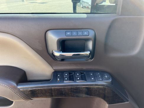 Used 2016 GMC Sierra 2500 Denali w/ Duramax Plus Package AWD/4WD image 20