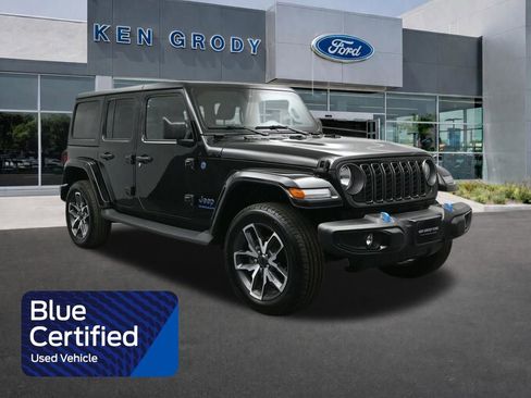 Used 2024 Jeep Wrangler Unlimited image 1