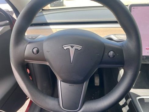 Used 2023 Tesla Model Y Long Range AWD/4WD image 17