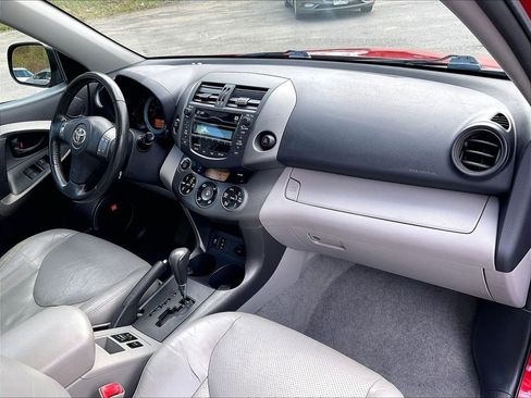 Used 2010 Toyota RAV4 Limited AWD/4WD image 14