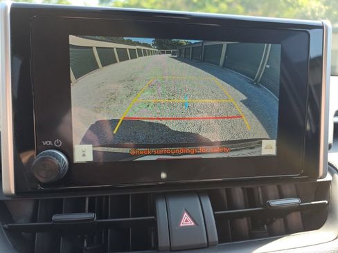 Certified 2025 Toyota RAV4 LE AWD/4WD image 23