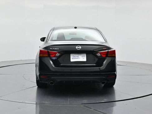 Used 2024 Nissan Altima 2.5 SR FWD image 8