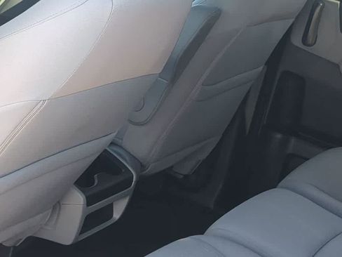 Used 2019 Honda Odyssey EX image 17