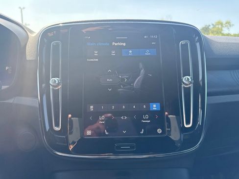 Used 2023 Volvo XC40 Recharge Plus AWD/4WD image 15