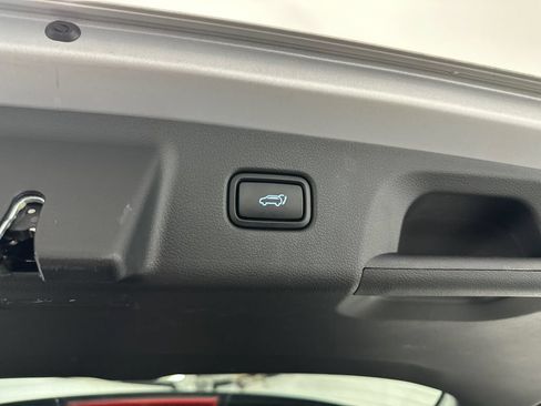 Used 2025 Hyundai Palisade SEL FWD image 21