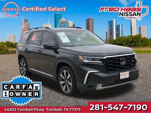 Used 2024 Honda Pilot Touring image 1
