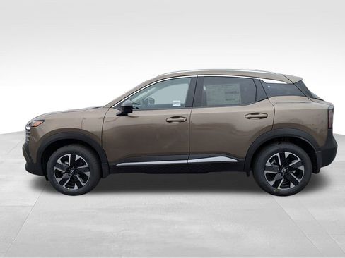New 2026 Nissan Kicks SV w/ SV Premium Package image 12