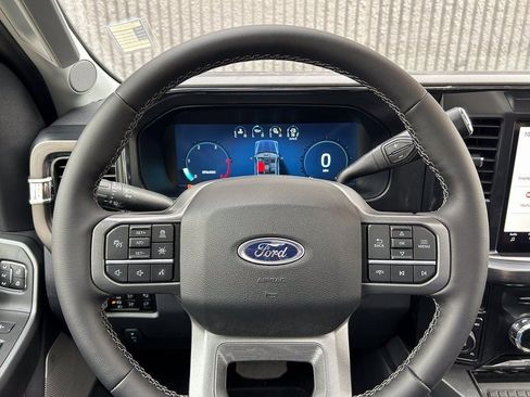 New 2026 Ford F250 Lariat w/ Black Appearance Package image 25