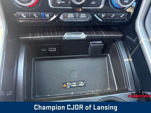 Used 2023 GMC Yukon Denali AWD/4WD image 42
