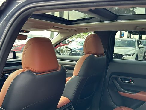 Used 2024 MAZDA CX-50 2.5 Turbo w/ Premium Plus Pkg image 16