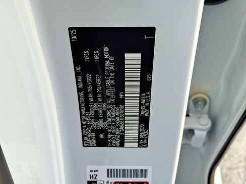 New 2026 Lexus TX 500h AWD image 16