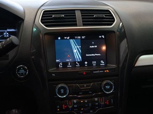 Used 2017 Ford Explorer XLT w/ Equipment Group 202A image 22