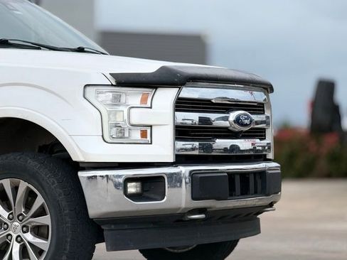 Used 2017 Ford F150 King Ranch w/ Equipment Group 601A Luxury AWD/4WD image 8