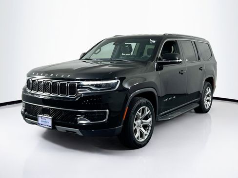 Used 2022 Jeep Wagoneer Series II image 1