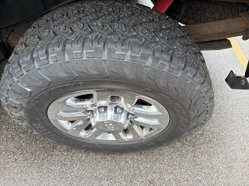 Used 2019 Chevrolet Silverado 2500 LT w/ True North Edition AWD/4WD image 8