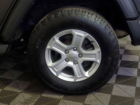 Used 2018 Jeep Wrangler Unlimited Sport S image 7