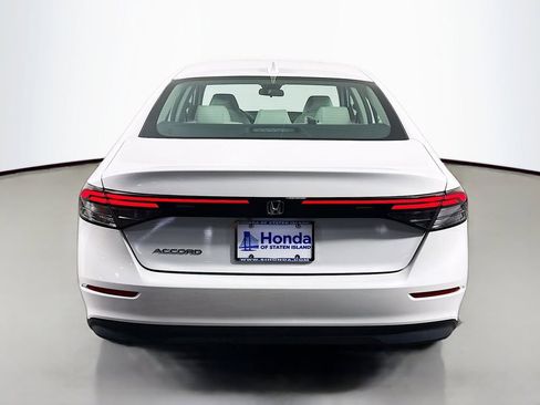 Used 2023 Honda Accord EX image 5